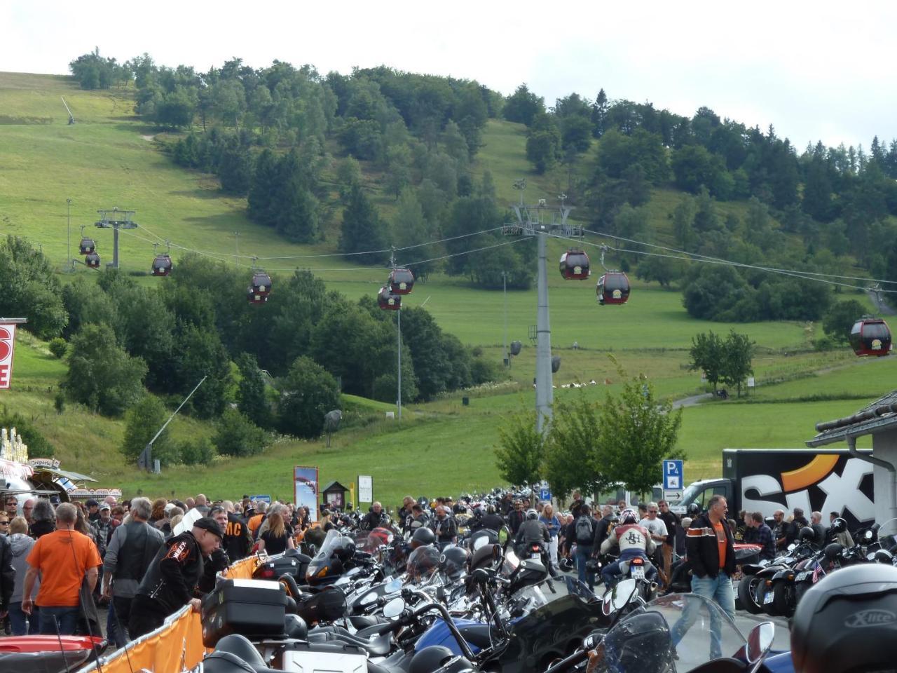 Pension Haus Waldfrieden, Meinecardplus Inklusive ヴィリンゲン エクステリア 写真